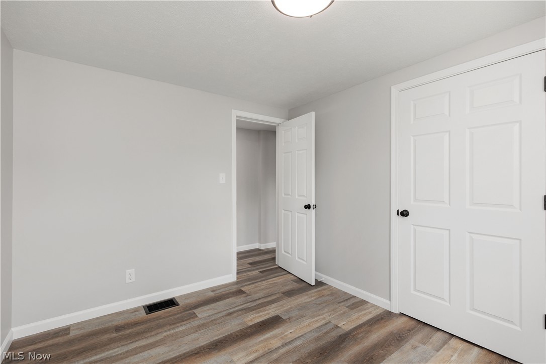 2428 Applegate Road Property Photo 14
