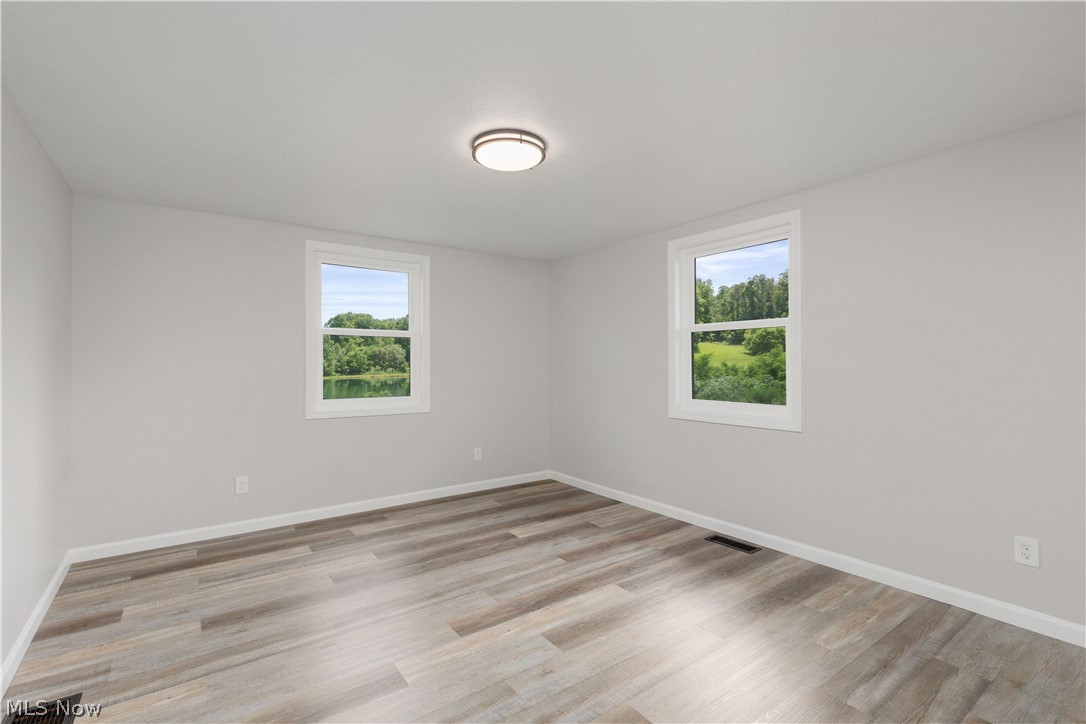 2428 Applegate Road Property Photo 16