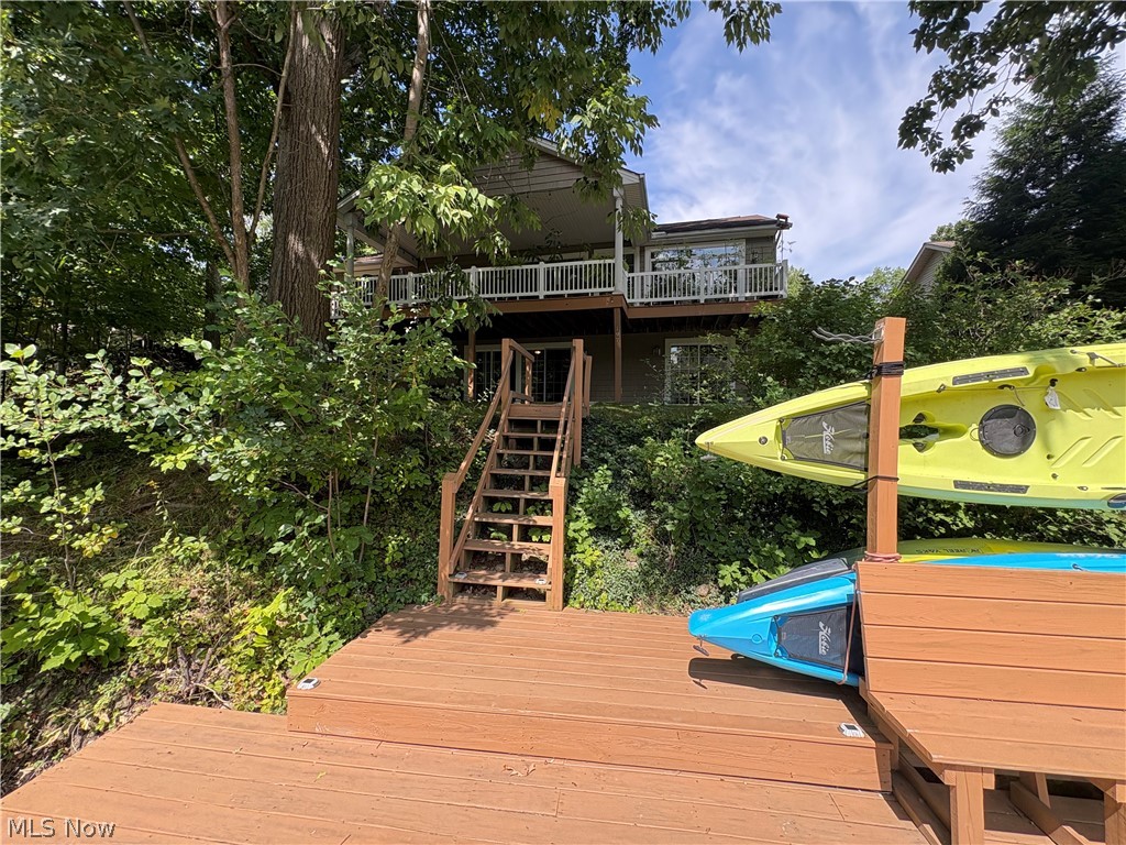 197 Ashtabula Point Property Photo 3