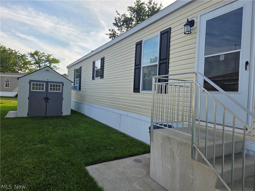 10039 State Route 700 28 Property Photo 4