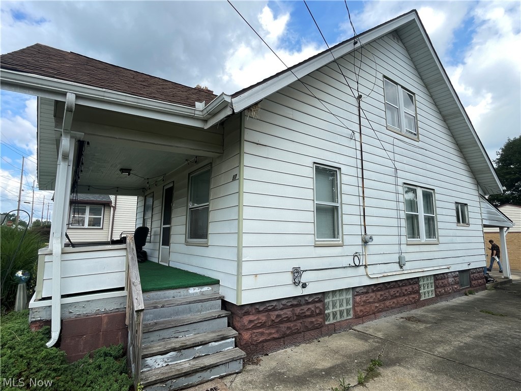97 Creed Street Property Photo 2