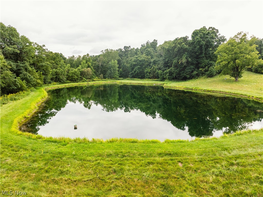 2428 Applegate Road Property Photo 3