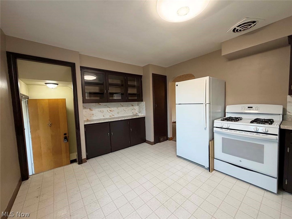 706 Broad Avenue Nw Property Photo 9
