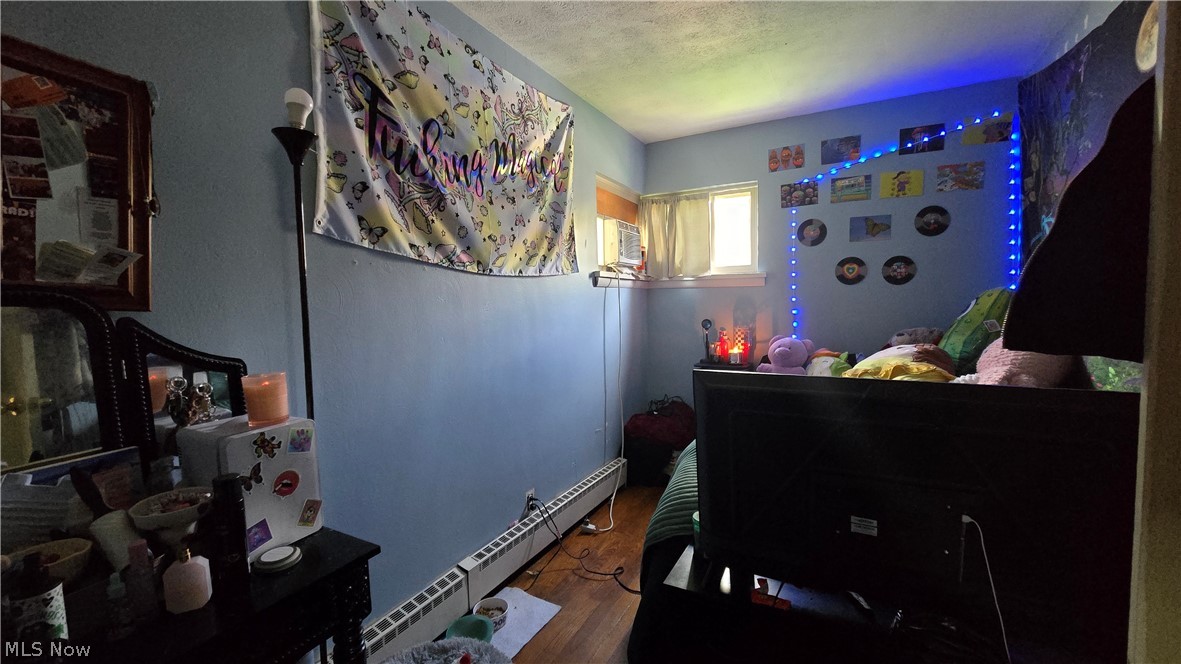 855 E College Street Property Photo 24