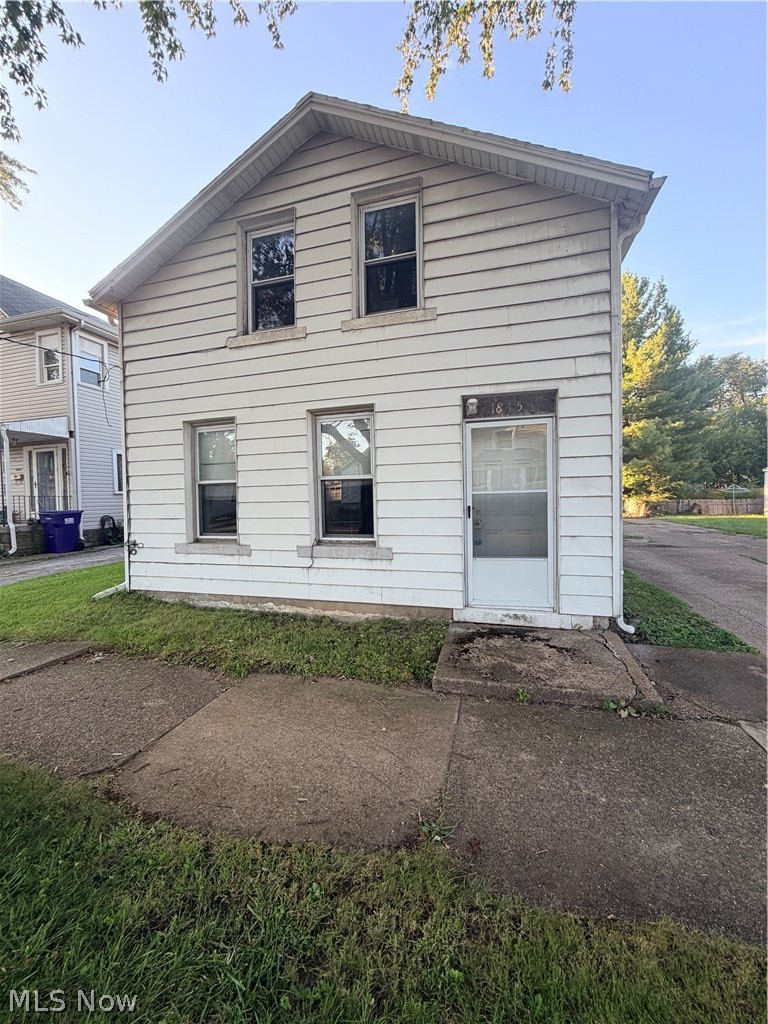 1815 W Monroe Street Property Photo 1