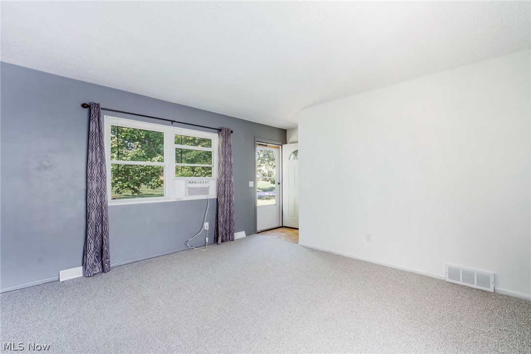 1861 Cloveridge Drive Property Photo 7