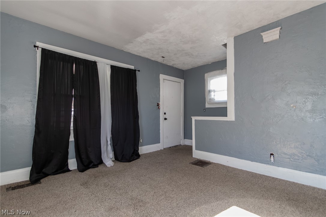 3651 E 103rd Street Property Photo 3