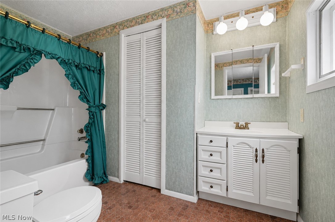 3690 Waterloo Road Property Photo 26