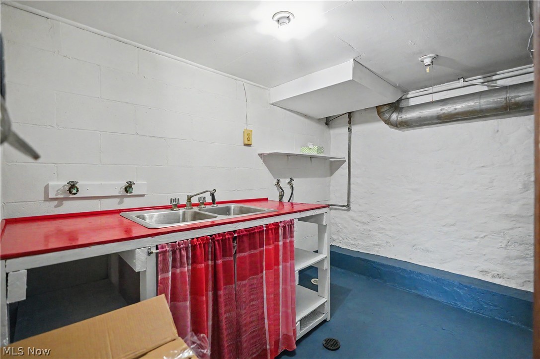 3690 Waterloo Road Property Photo 37