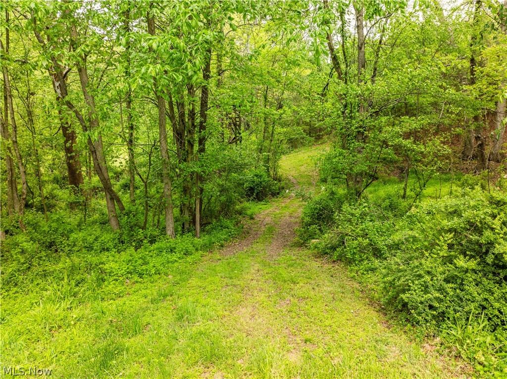 Tr 240 Property Photo 13
