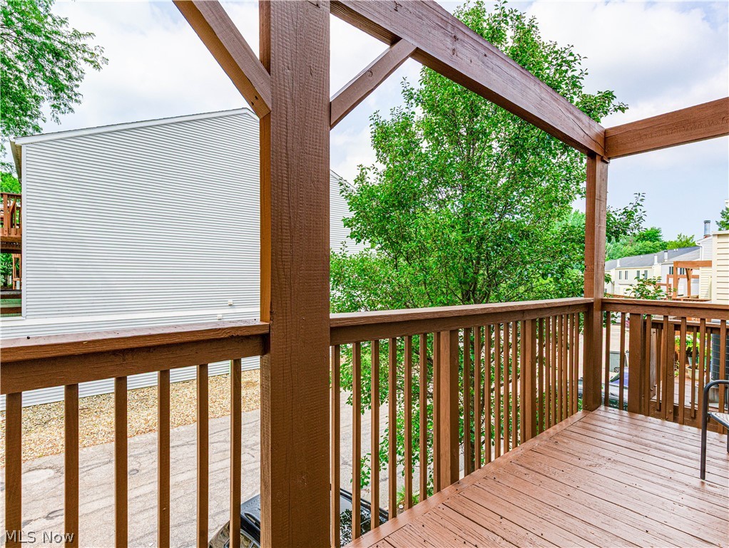 22252 Center Ridge Road Property Photo 18