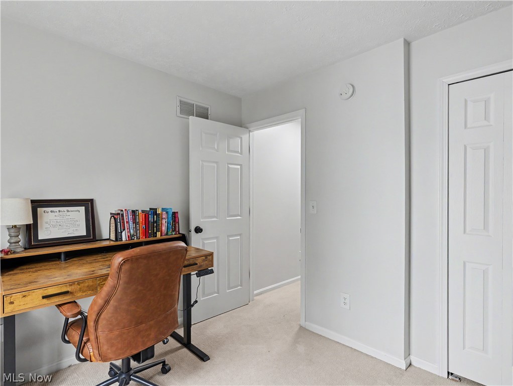 22252 Center Ridge Road Property Photo 22