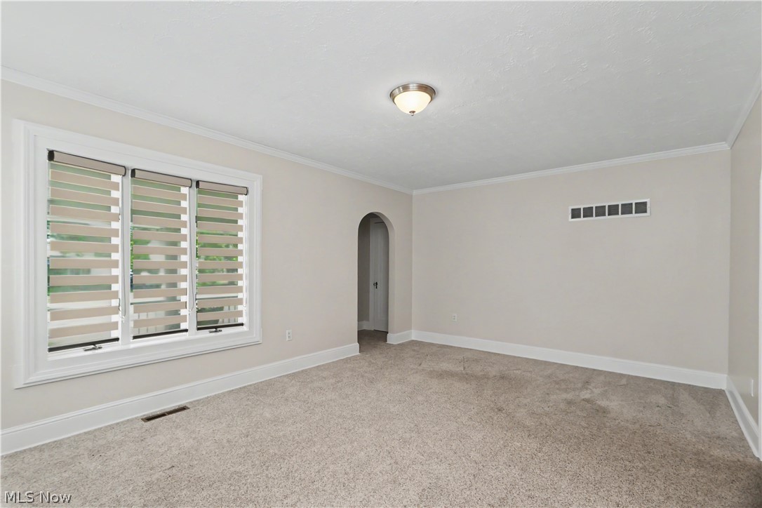 18 W Maxwell Drive Property Photo 10