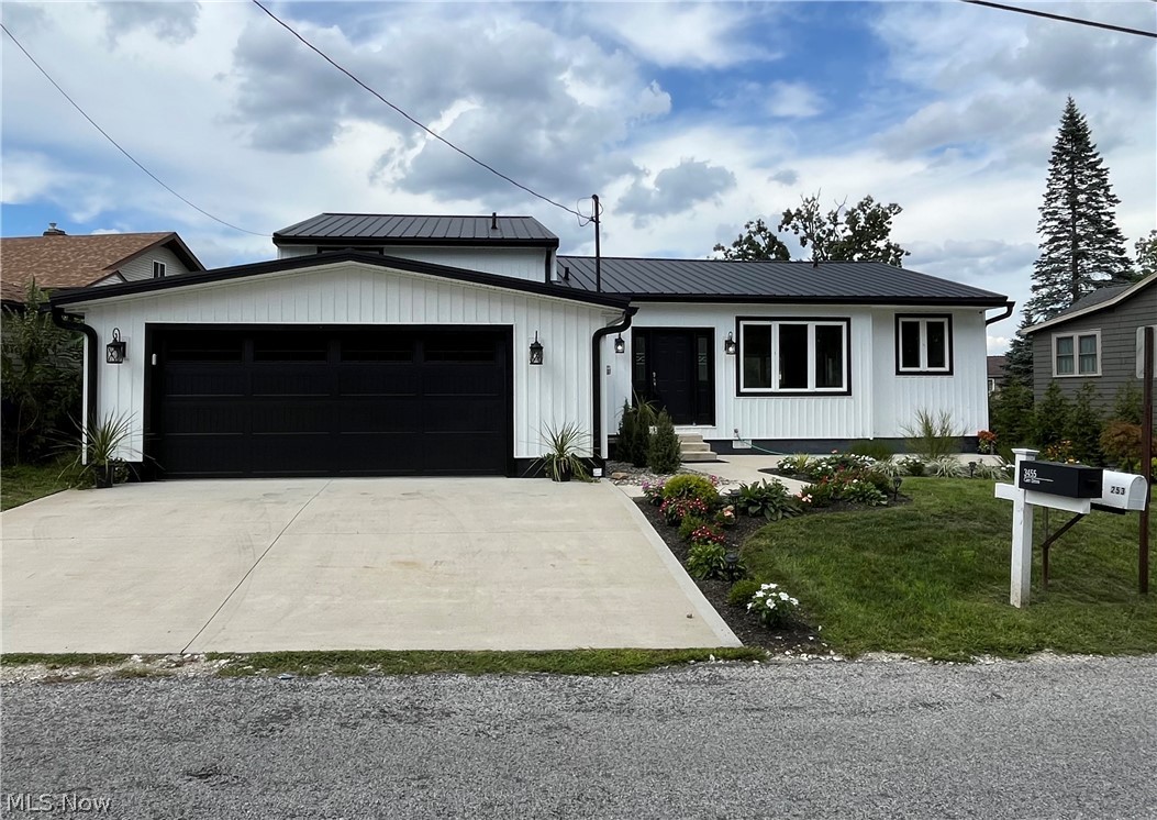 253 Aqua Boulevard