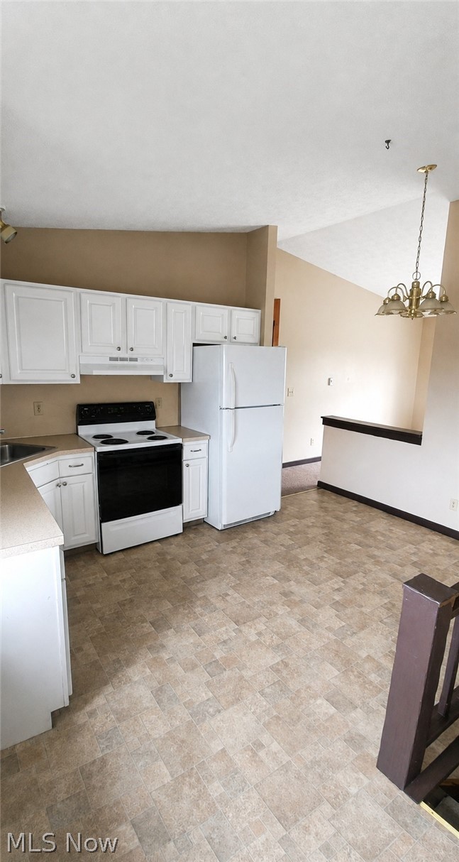 904-908 Skyside Drive Property Photo 6