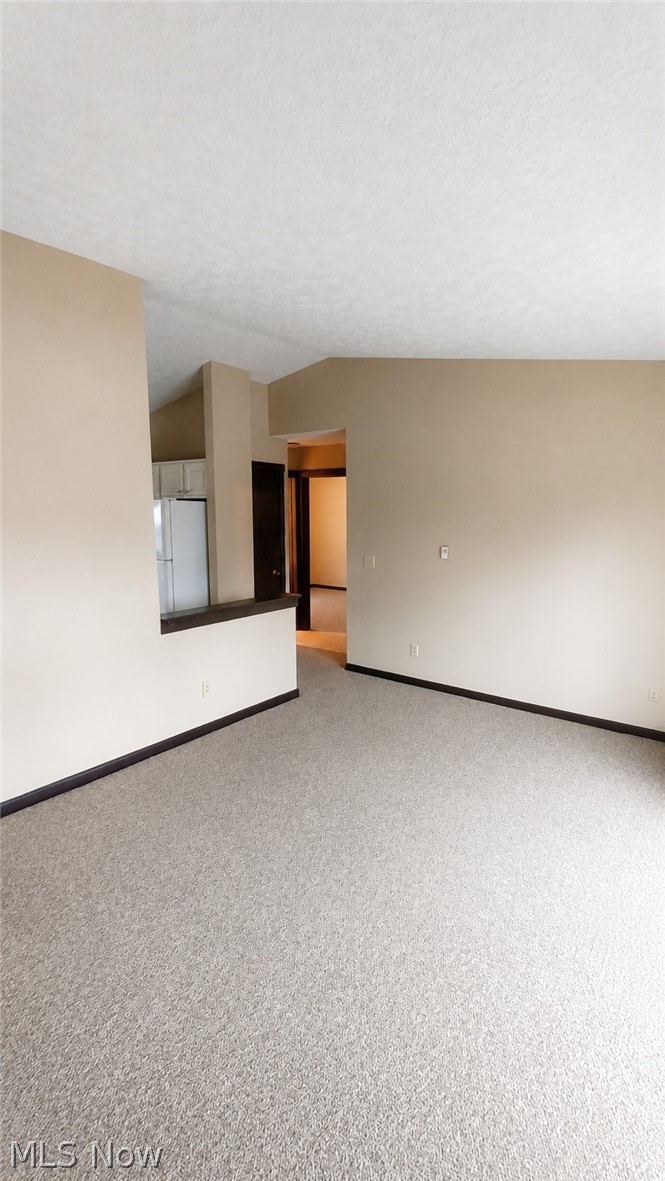 904-908 Skyside Drive Property Photo 7