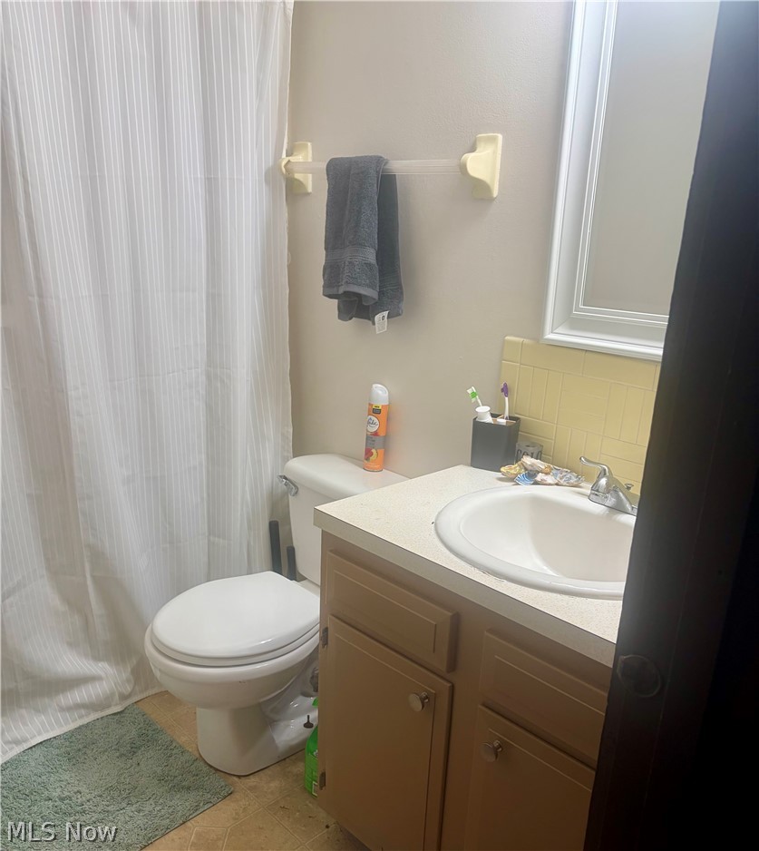 904-908 Skyside Drive Property Photo 13