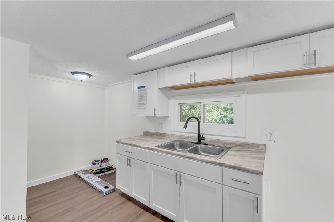 1753 E 30th Street 2/back Property Photo 8