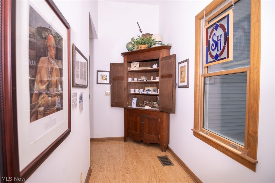 100 Stratton Lane Property Photo 17