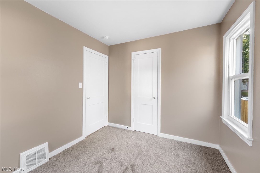 1632 Redwood Avenue Property Photo 5