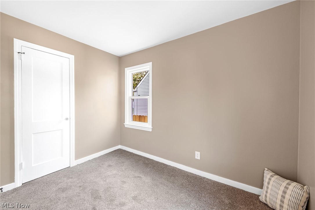 1632 Redwood Avenue Property Photo 6