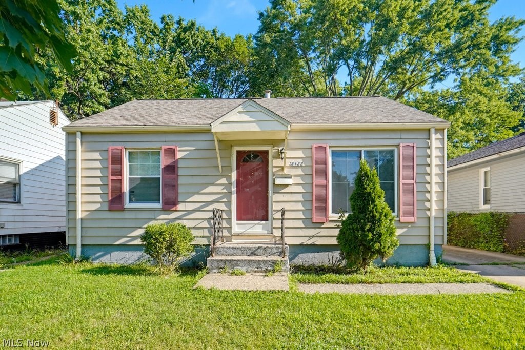 13122 Liberty Avenue Property Photo 1