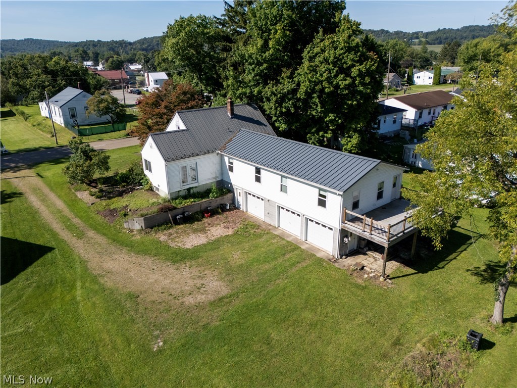 101 E Burwell Avenue Property Photo 2