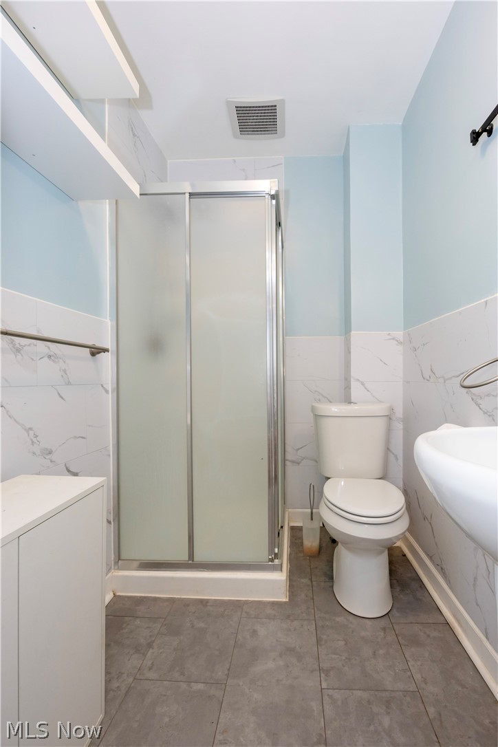 101 E Burwell Avenue Property Photo 13