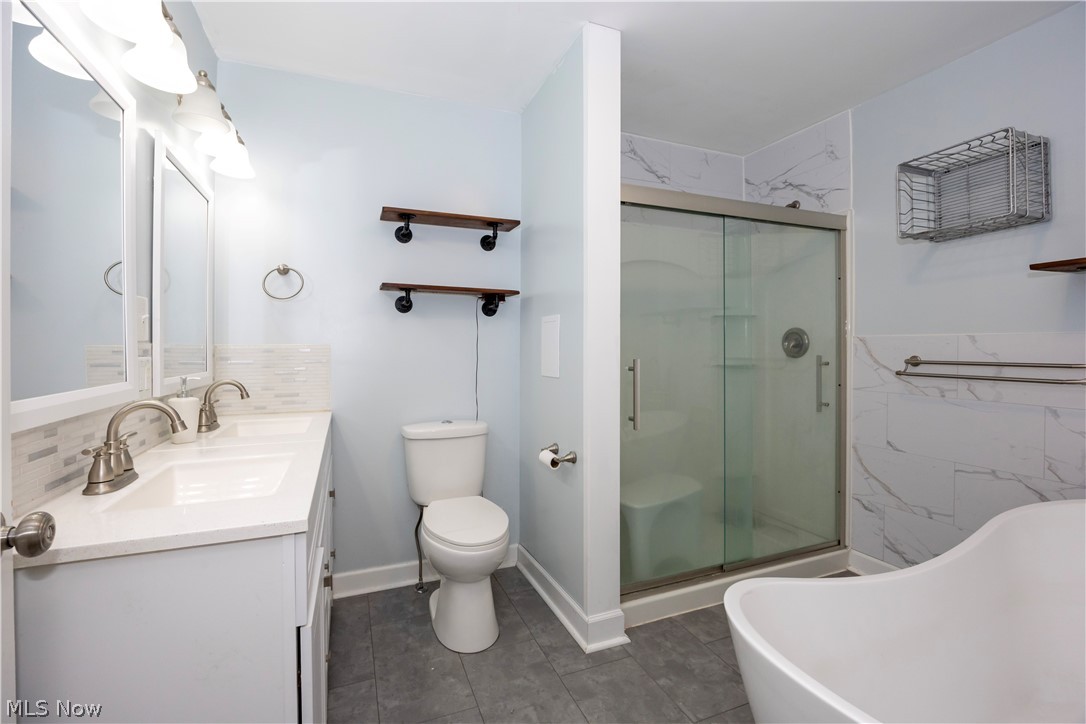 101 E Burwell Avenue Property Photo 18