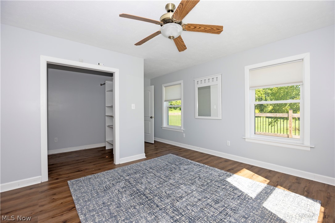 101 E Burwell Avenue Property Photo 20