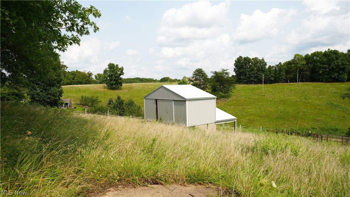 1498 Windy Ridge Road Property Photo 7