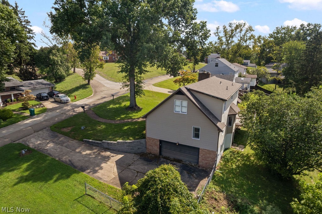 14 Valley View Drive Property Photo 3