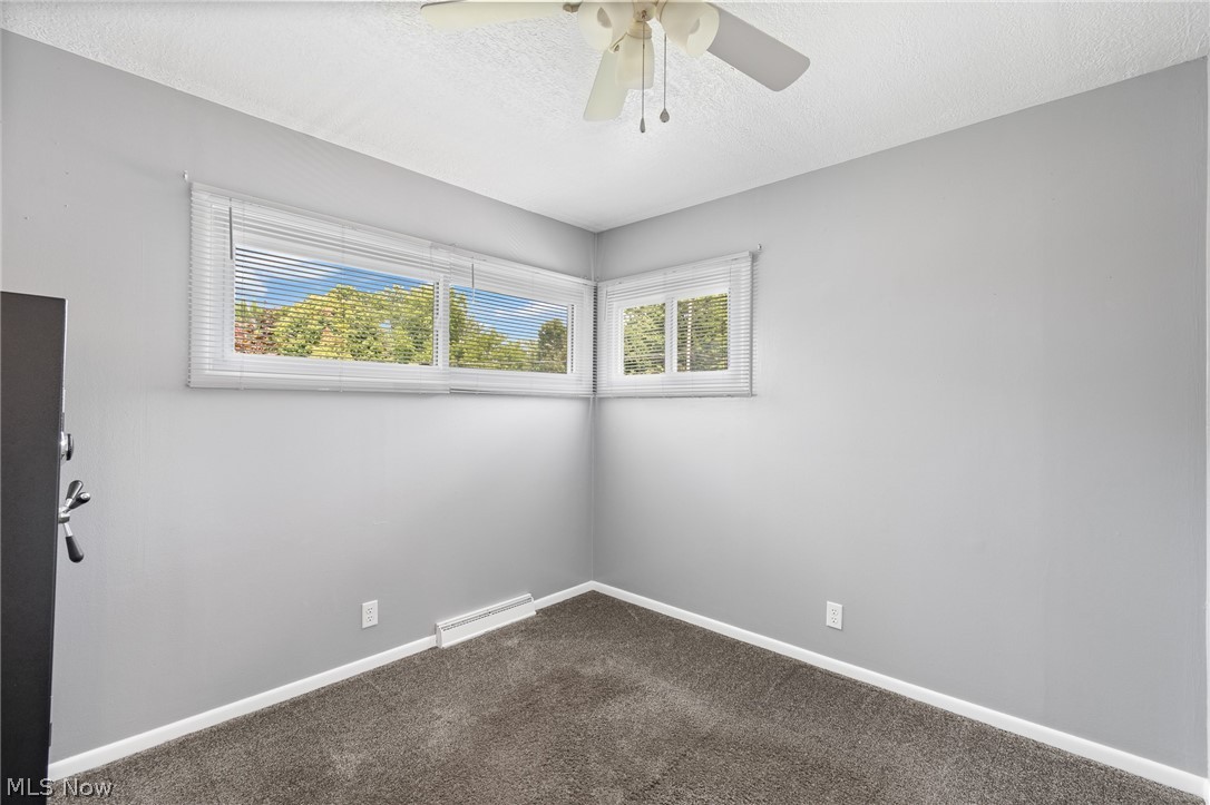 543 Edith Avenue Property Photo 12