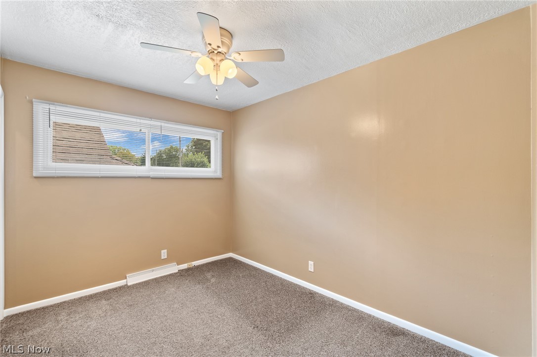 543 Edith Avenue Property Photo 15