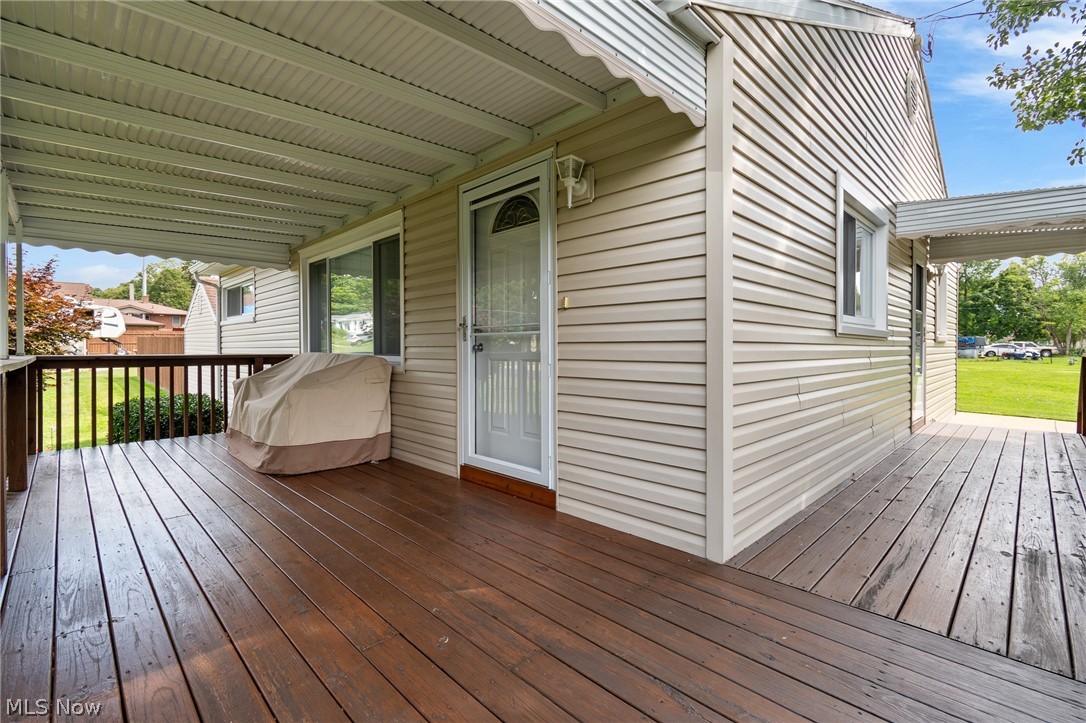 543 Edith Avenue Property Photo 28
