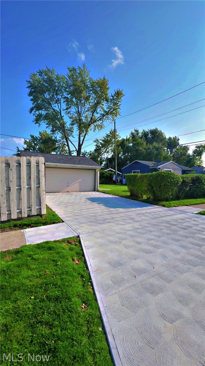 307 Rowan Drive Property Photo 10