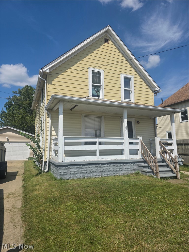 123 E 35th Street Property Photo 1