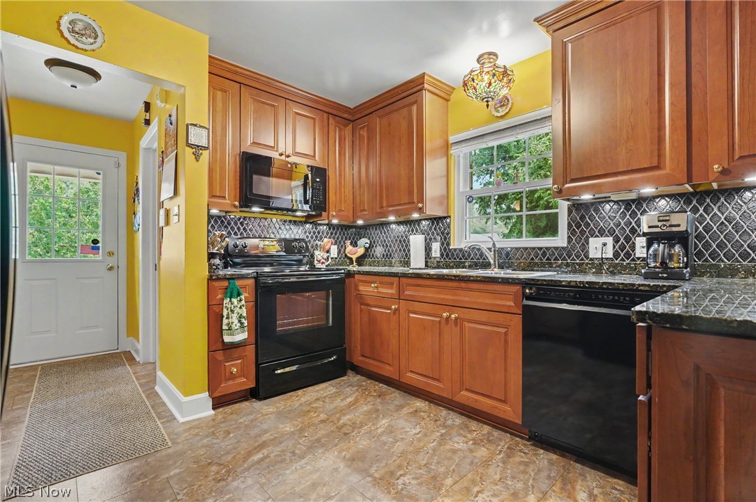 370 Kimberly Road Property Photo 16