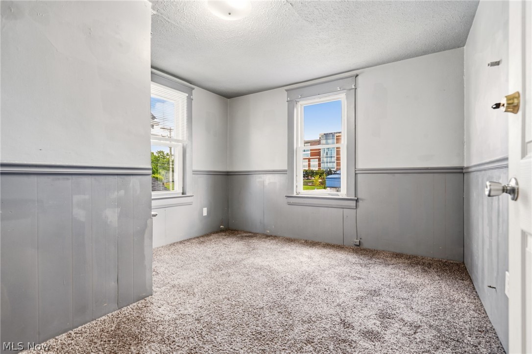 376 Kling Street Property Photo 12