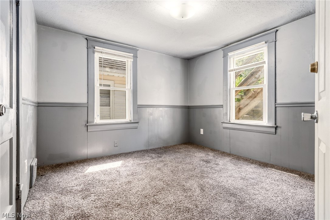 376 Kling Street Property Photo 14
