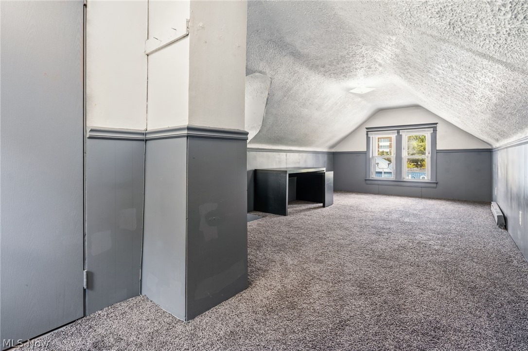376 Kling Street Property Photo 17
