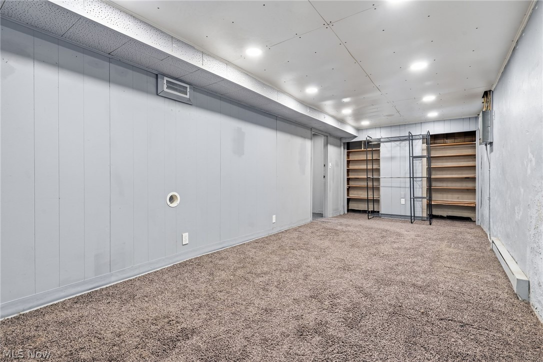 376 Kling Street Property Photo 19