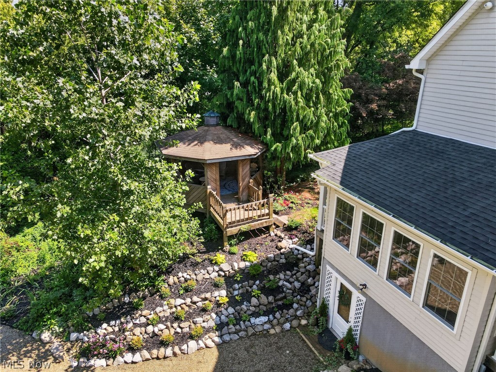 2099 S Ridge Road E Property Photo 4