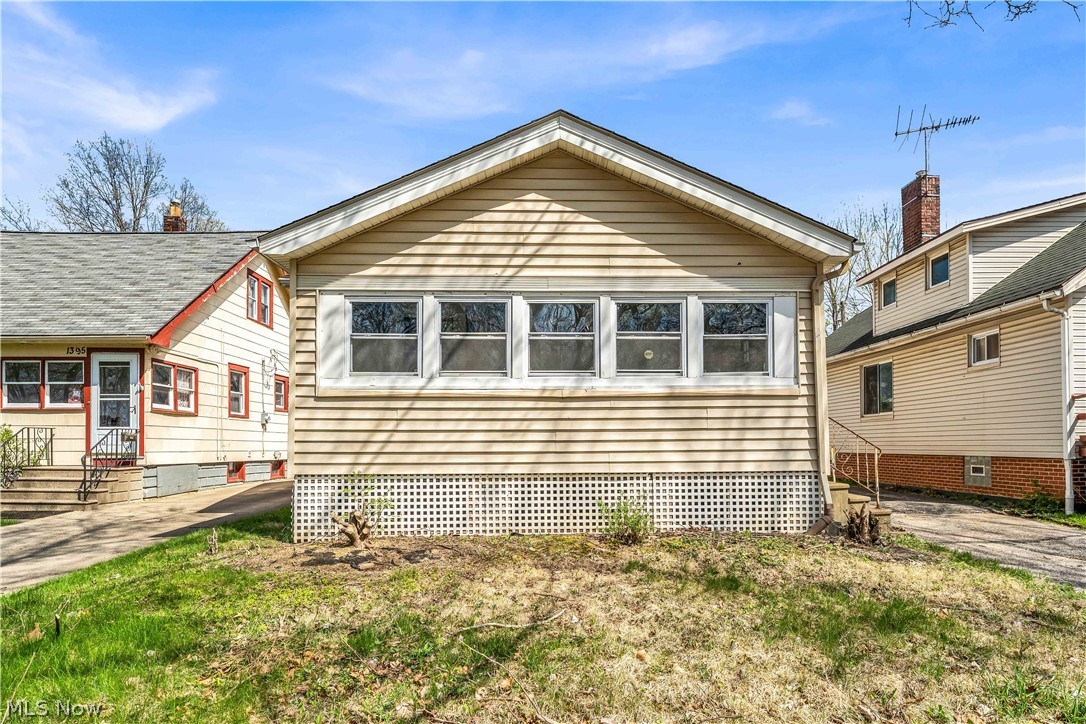 1401 E 219th Street Property Photo 1