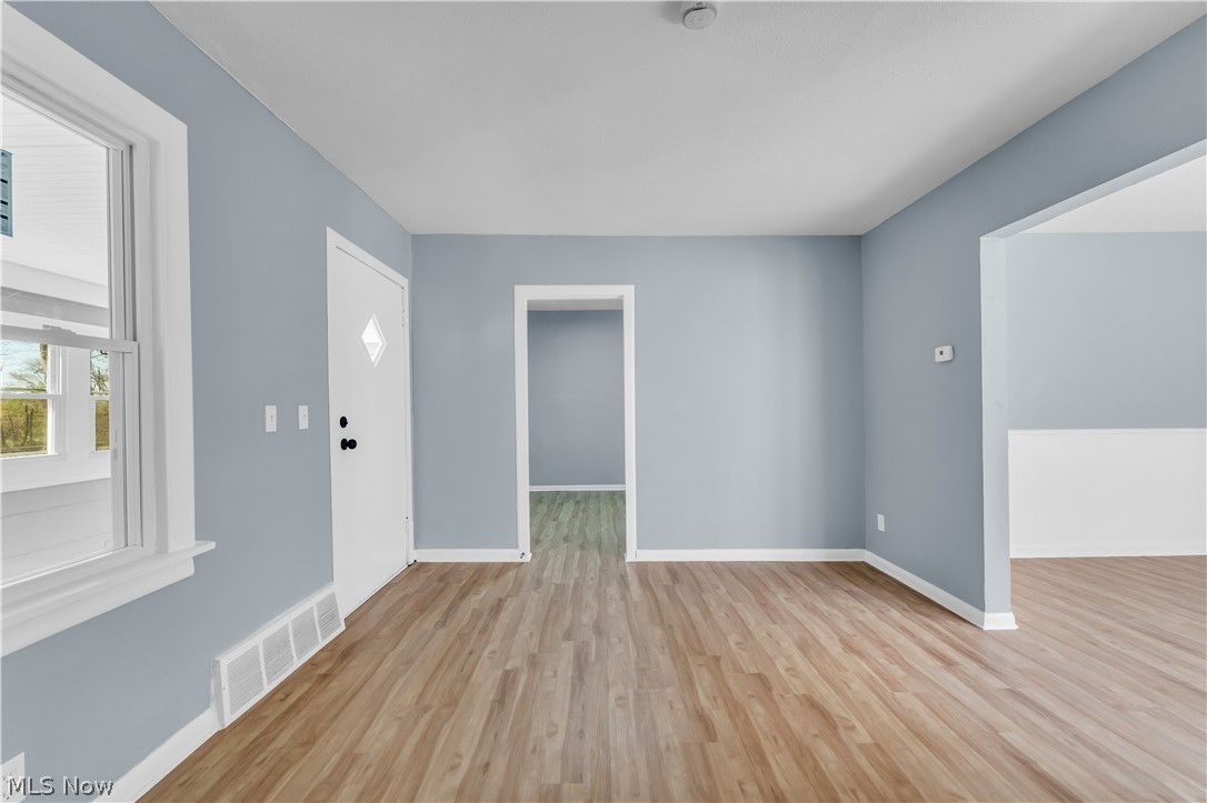 1401 E 219th Street Property Photo 9