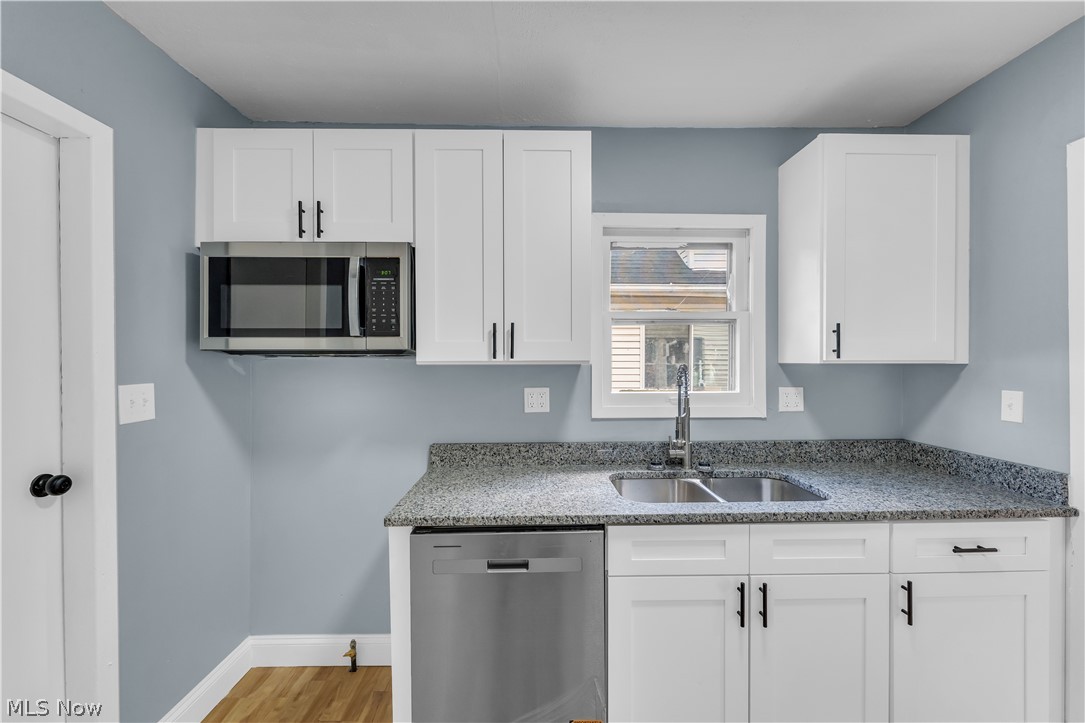 1401 E 219th Street Property Photo 12