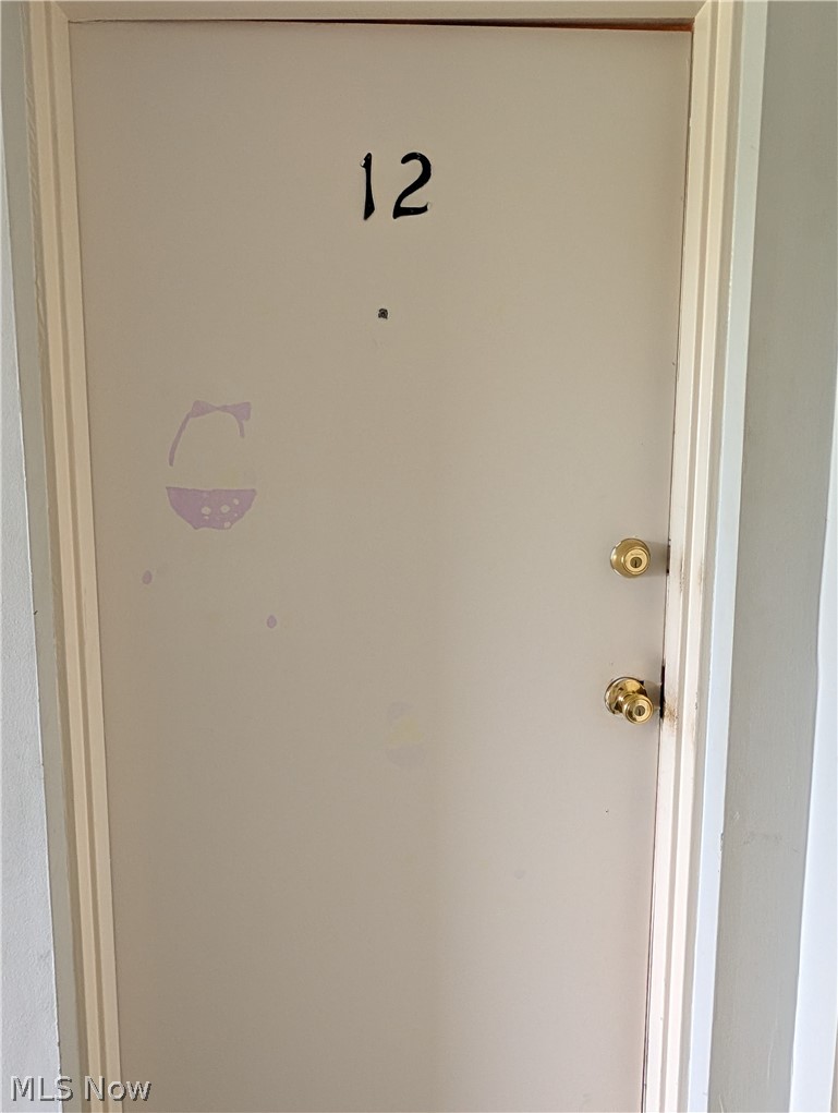 22121 River Oaks E12 Property Photo 8