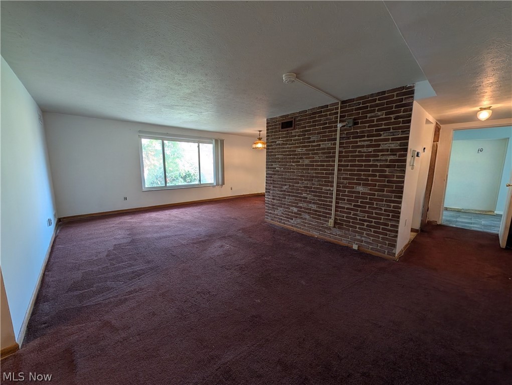 22121 River Oaks E12 Property Photo 10