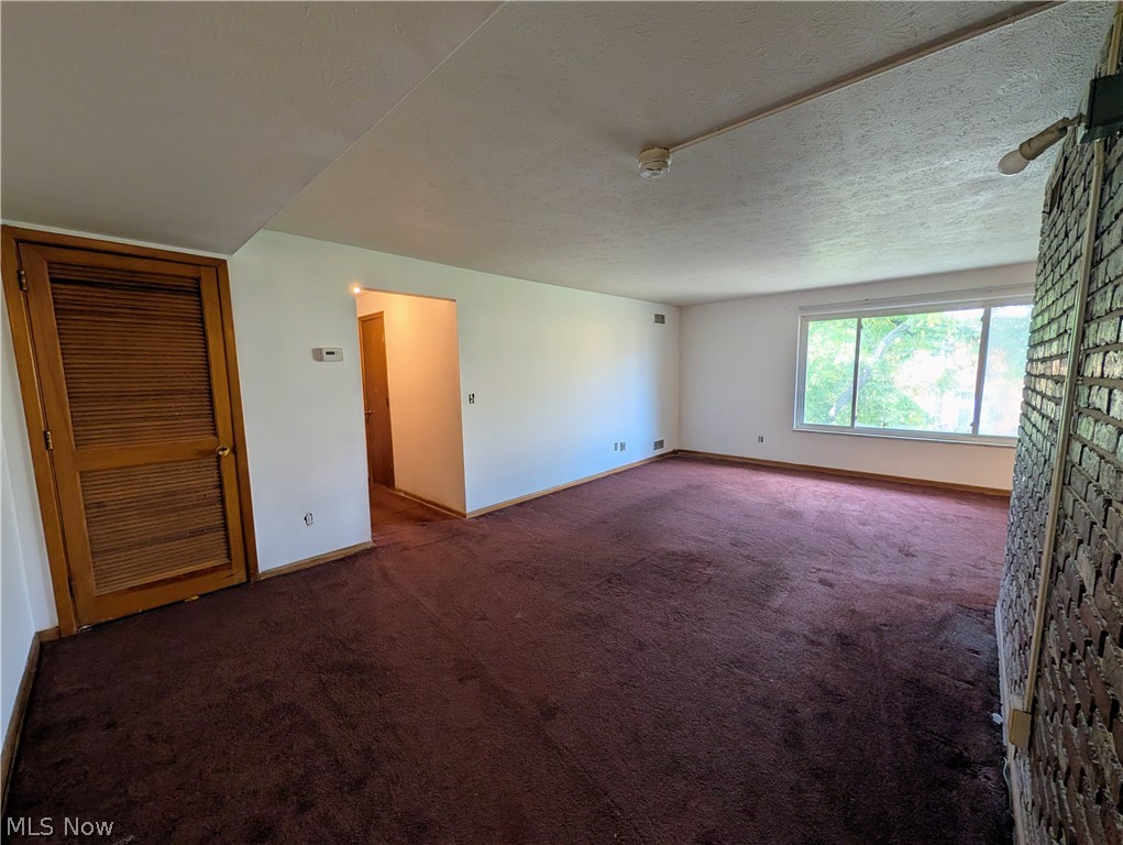 22121 River Oaks E12 Property Photo 11
