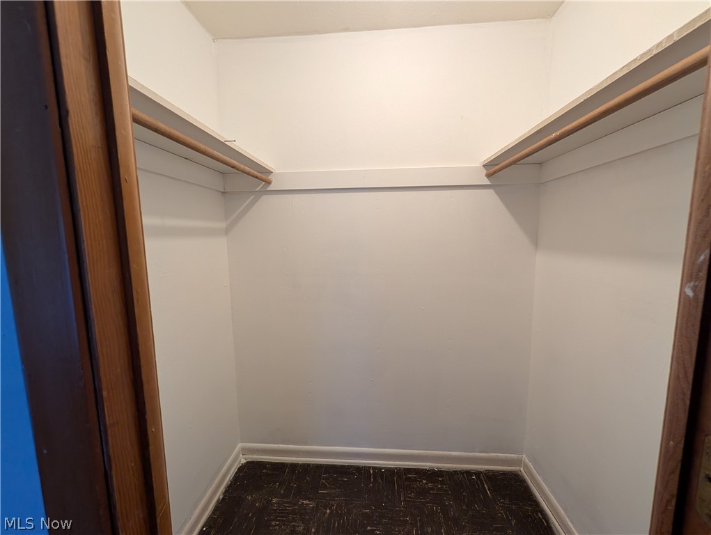 22121 River Oaks E12 Property Photo 24